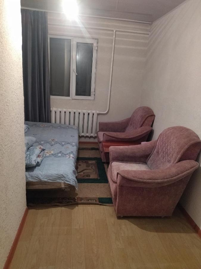 Атлант Hotel Bisjkek Buitenkant foto